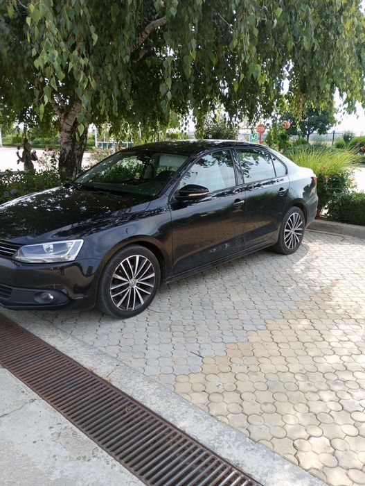 VOLKSWAGEN Jetta 2012 — imagine 2