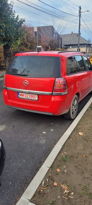 Vând Opel Zafira 2014