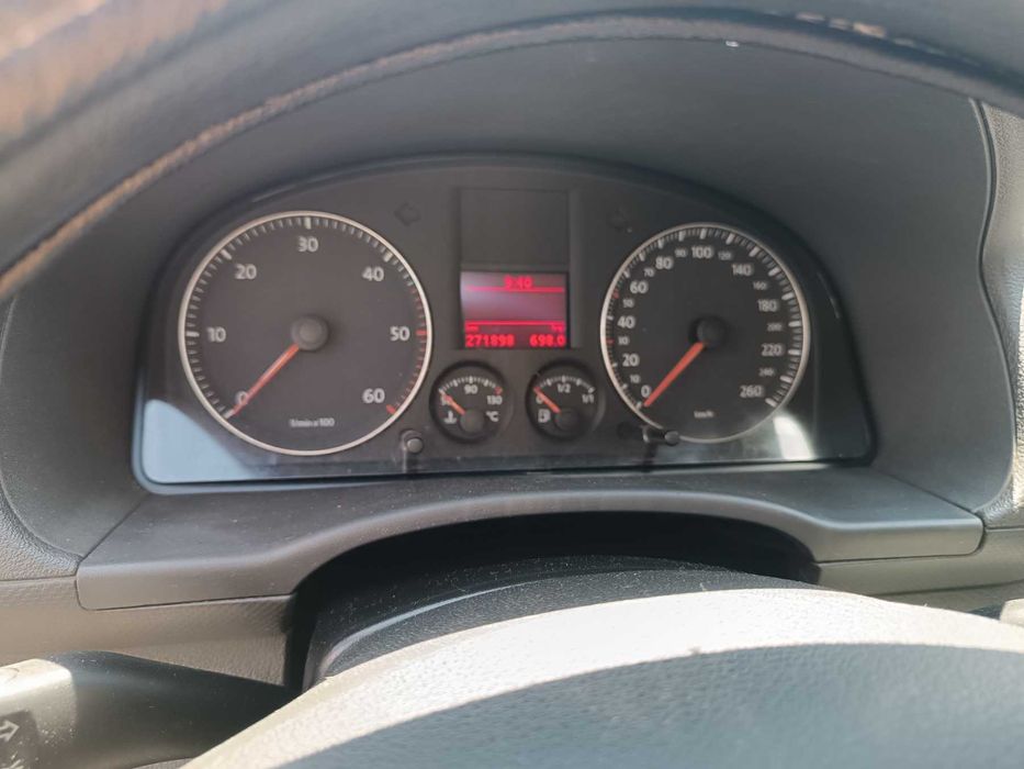 VW Caddy 2.0 sdi 2009 г.