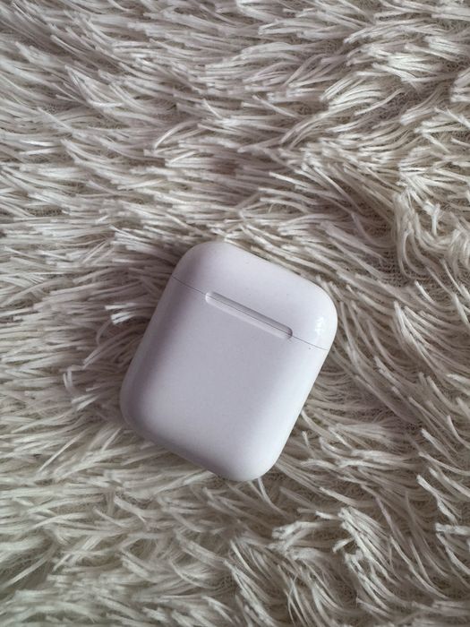 Продам наушники AirPods