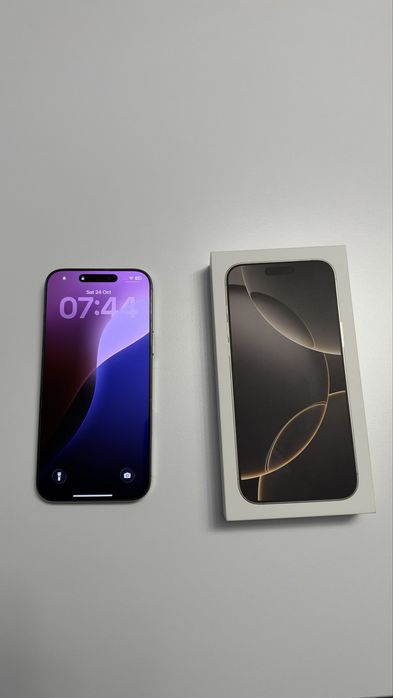 Vand telefon Apple iPhone 16 Pro Max 512 GB memorie