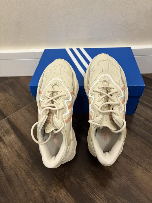 Обувки, маратонки