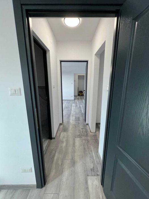 Renovări apartamente Iași gresie faianță baie finisaje instalații