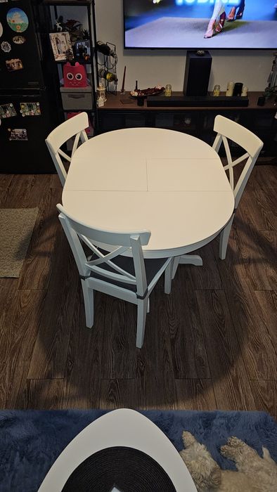 Masa extensibila ROSENTORP (IKEA) + 3 SCAUNE