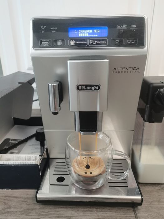 DeLonghi Autentica Cappuccino