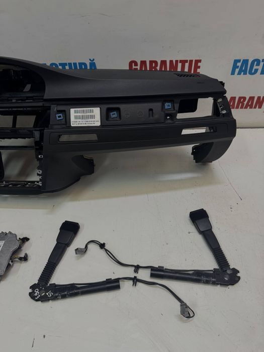 Plansa bord cu navigatie si suporti pahare BMW Seria 3 E90 E91 E92