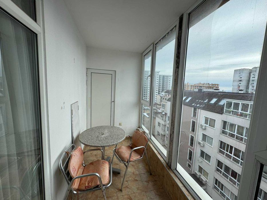 Продава се Двустаен апартамент в Варна, Възраждане 1 - 63 кв.м за 1889 €/кв.м - Снимка #6