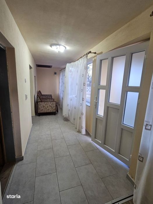 Casa parter, 100 mp utili, 1090 mp teren,  Pielesti