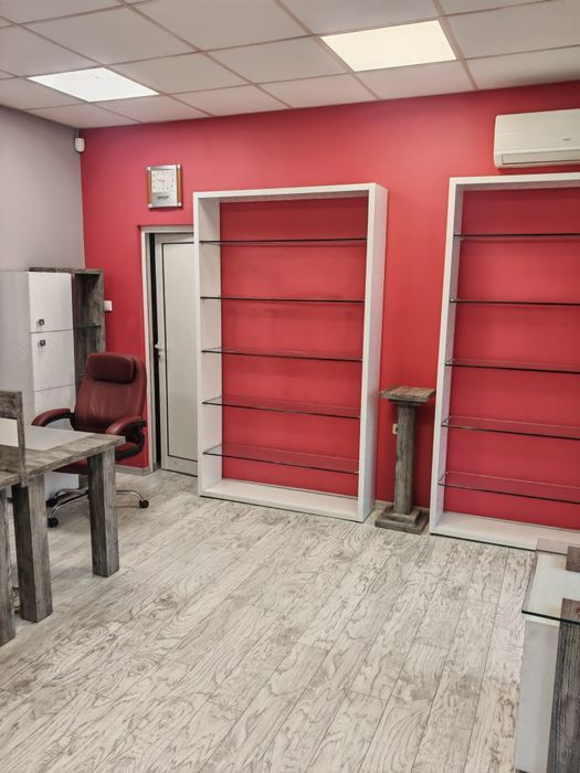 Офис обзавеждане