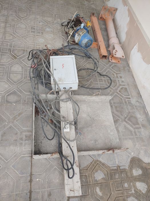 Юк кутаргич Таль 3 тонналик б/у