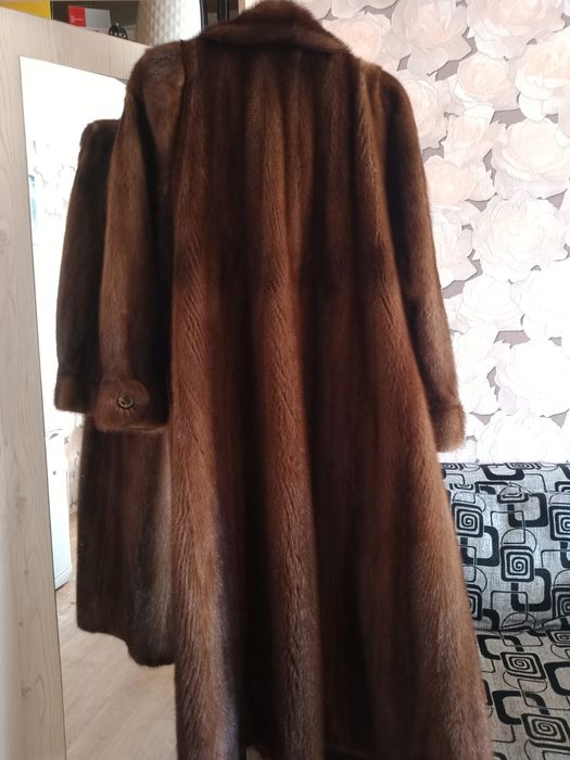 Продается норковая шуба