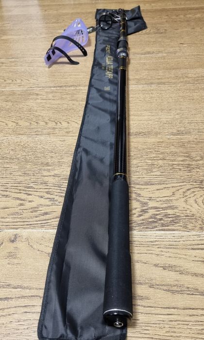 SET 4 Lansete PRO FL AQUA TELECARP 3.9m + 4 Mulinete AVIATOR DP7000