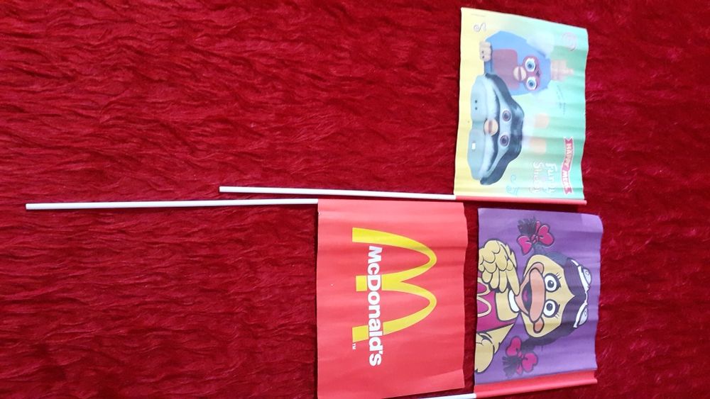 Играчки от шоколадови яйца и други