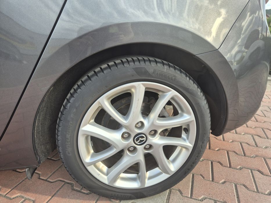 Mazda 3 Facelift 2012 | 1.6 Diesel 116 CP | Euro 5 | 6 Trepte | 2 Seturi Roți Complete