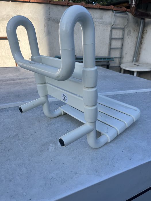 Стол за баня Hewi