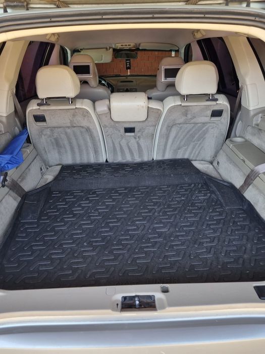 Vând  Volvo XC90