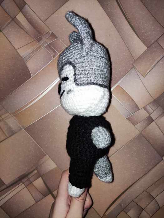 Вязанная игрушка Вульфчан