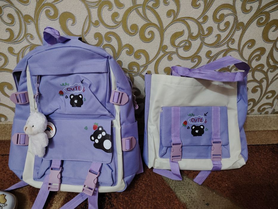 Игрушки и рюкзаки