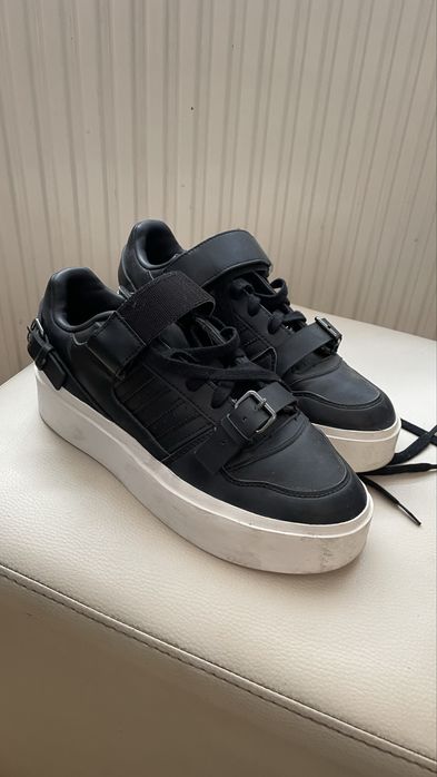 Vand Adidas Originals 40