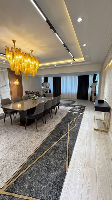 Ц-15 ЖАНГОХ Новостройка 4/6/8 Евроремонт с меб+тех обш: 200 кв.м Абай