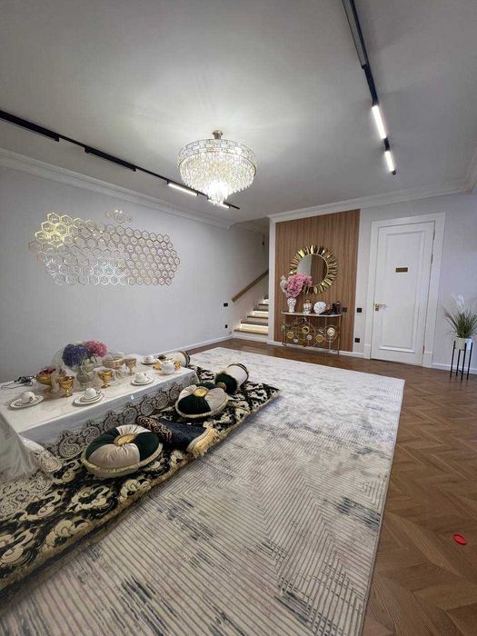 Дом 3 уровня Файзабад Мирабадский район 1.8 сотки