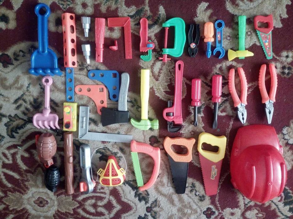 Продаю разные игрушки