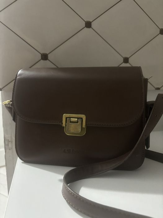 Отдаю все вещи даром