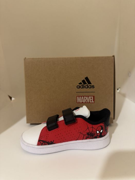 Детски обувки Adidas