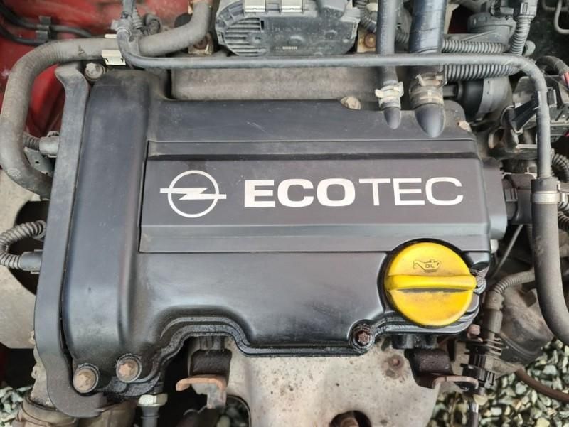 Dezmembrez 1.0 i 48 kw A10XEP Opel Corsa D facelift