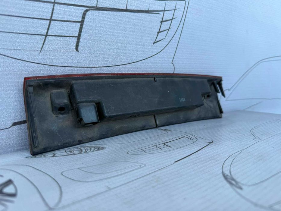Lampa Frână Suplimentară Haion Ford Kuga 2 2015 / 2012-2019 / Cod OEM 3M51-13A613-AA (5C2)