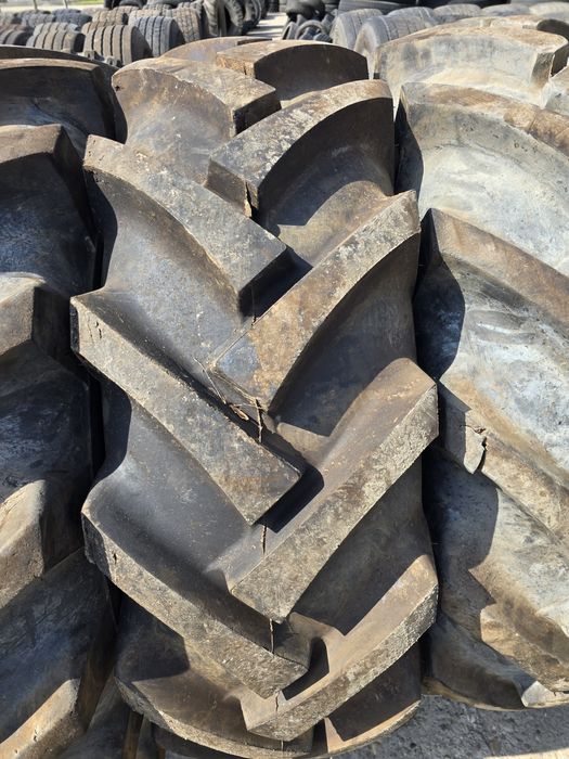 Anvelope 400-80r24 sau 15.5-80r24 BKT