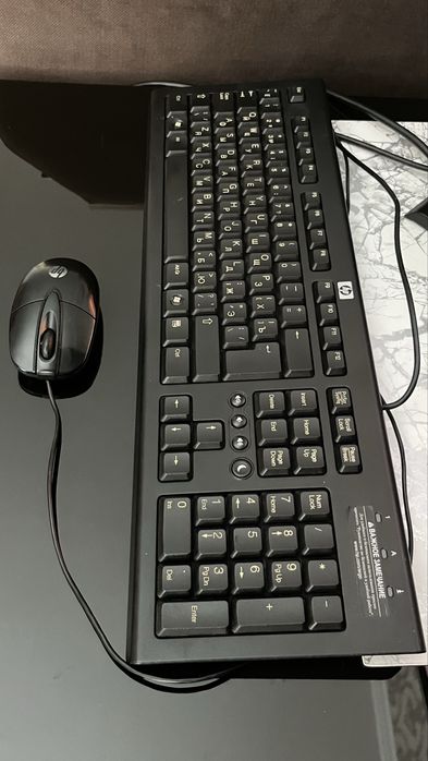 Монитор 19" Dell + клавиатура и мышь HP