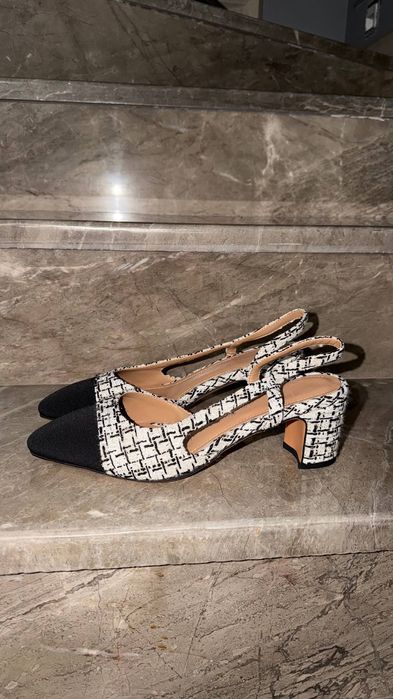 Туфли на каблуке