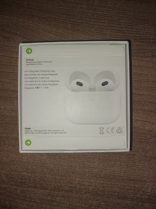 Airpods 3 rd generation с MagSafe Charding Case