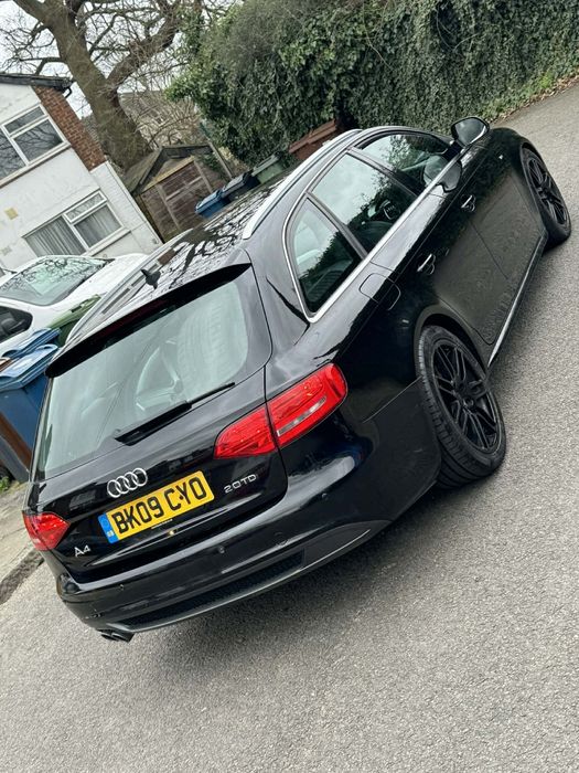 Vând Audi A4 B8 2009