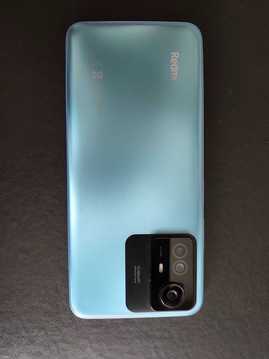 Продавам Redmi Note 12S