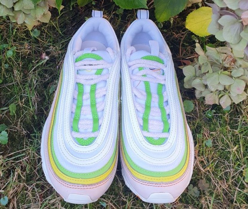 Sneakers Nike Air Max 97 mărime 36.5 si 37.5
Love marime 36.5 si
Love marim6.5 si