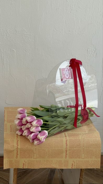 Премипльные тюльпаны