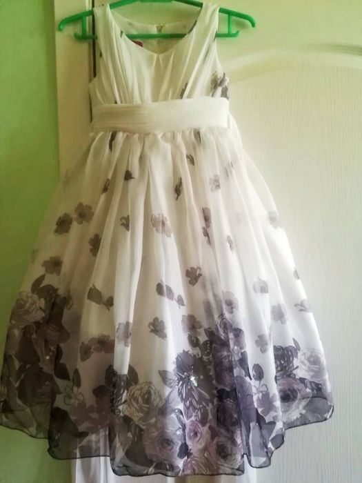 Платья и одежда для девочек