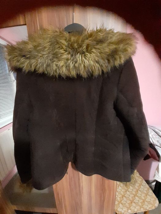 Късо дамско кожено Яке