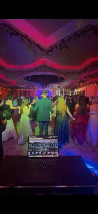 DJ profesionist pentru nunți, botezuri și petreceri private