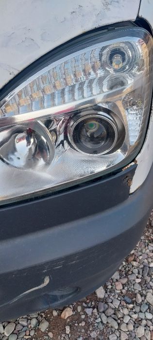 Газель фар стекло