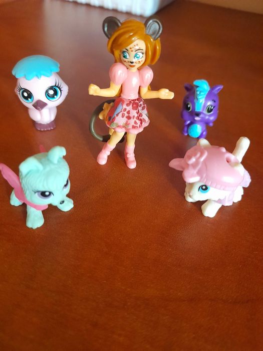 Лотчета фигурки  и други