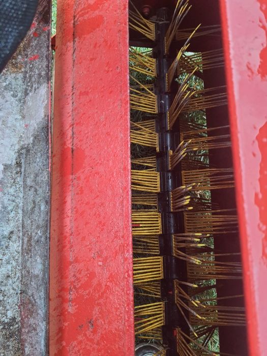 Tractoras tractor tuns gazon iarba marca Countax motor briggs stratton