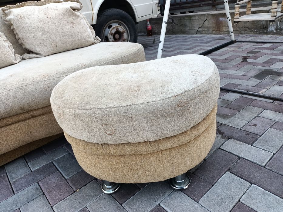 Диван б.у,хорош .сост.