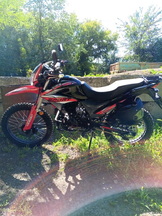 Мотоцикл новый с документами