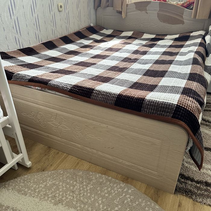 Спальний гарнитур