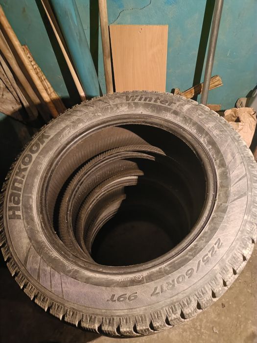 Hanhook winter 225/60 R17 с шипами