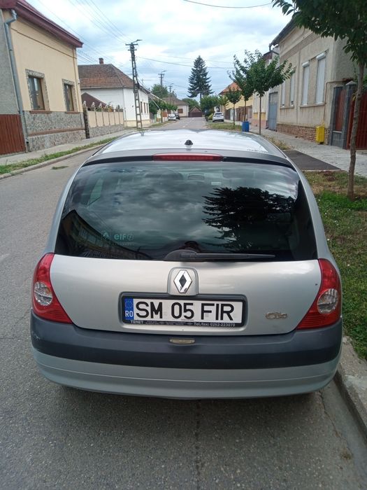 Vând Renault Clio 2