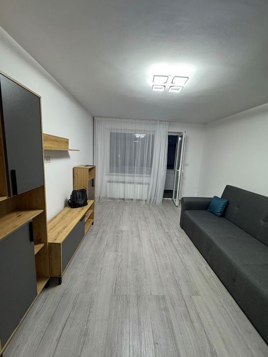 Închiriez apartament 2 camere în Suceava George Enescu etajul 1 vis-vis de pizzeria Luca
